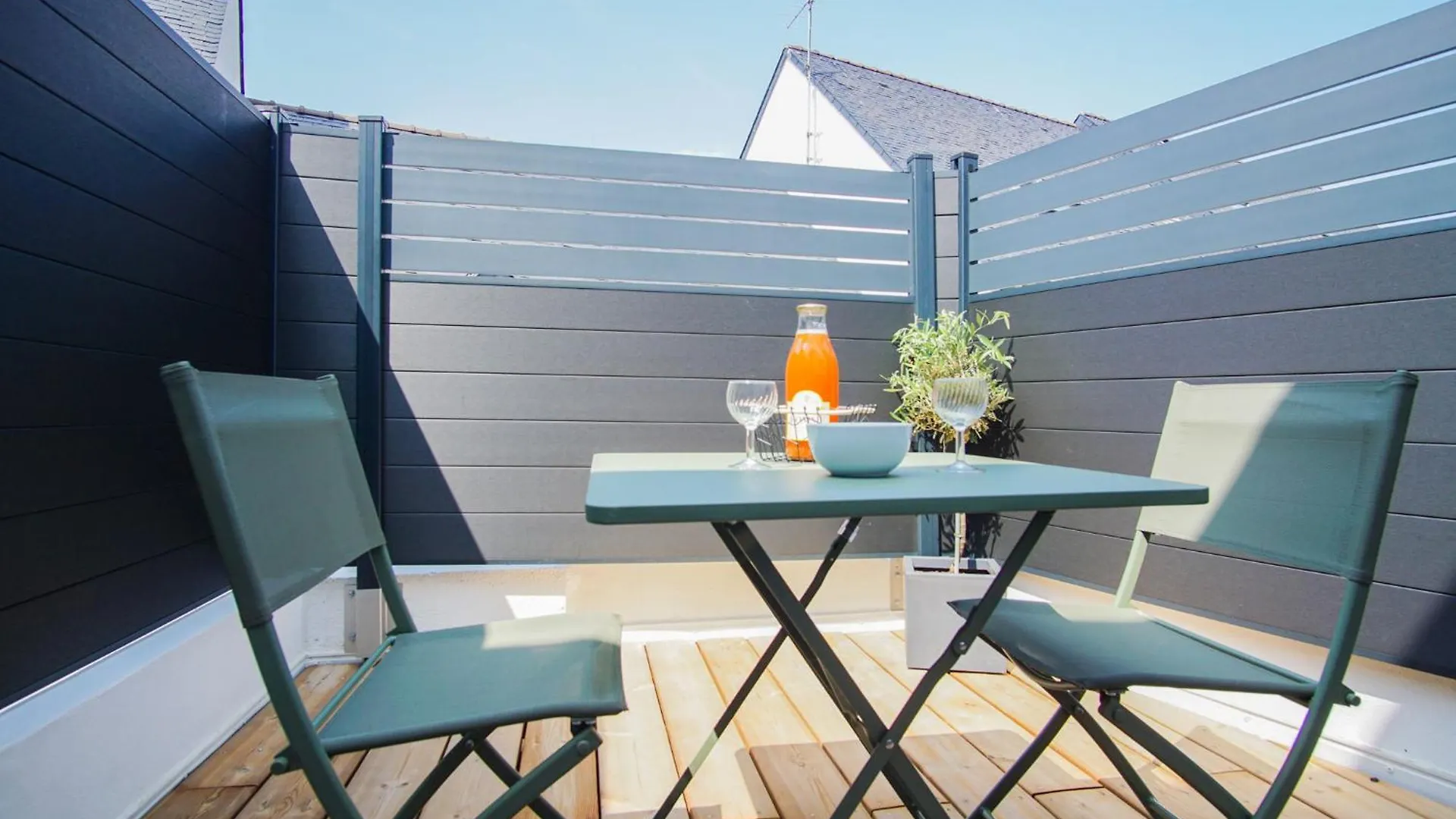 -Picco Verde- Appartement Avec Balcon - Конкарно Франция